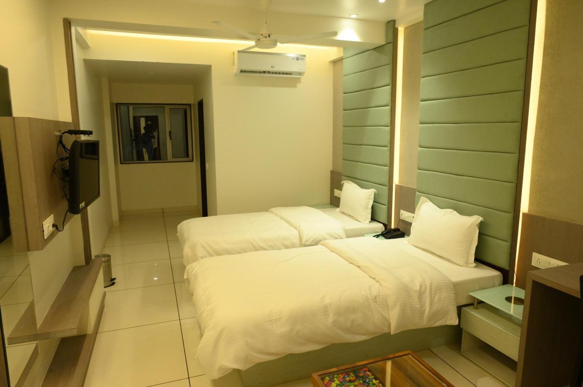 Hotel Parqotel Arnāla Exteriér fotografie